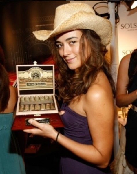 denis kearney recommends cote de pablo smoking pic