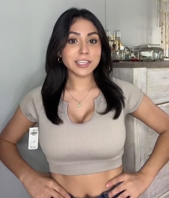 amy paras recommends tube top big boobs pic