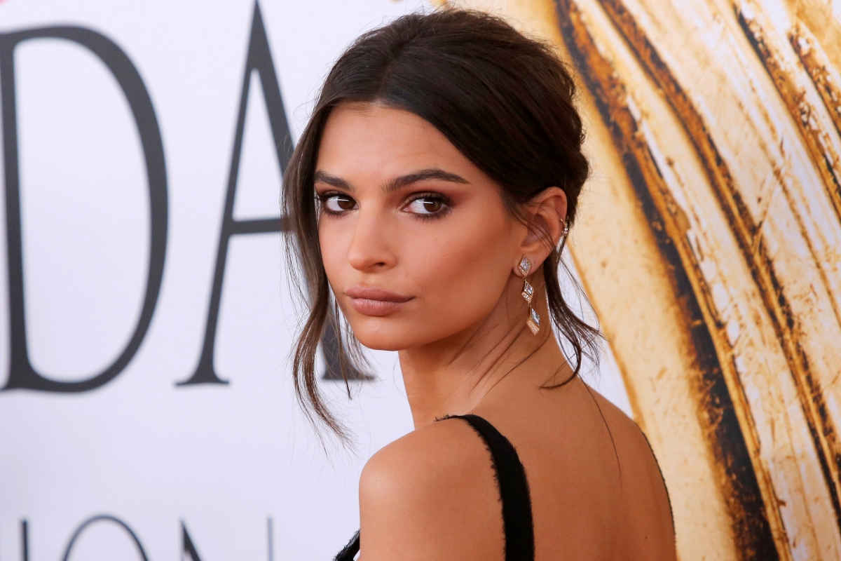 adam spates recommends emily ratajkowski hacked photo pic