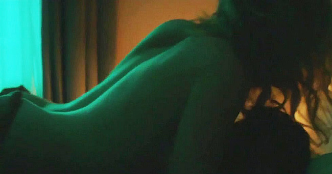 chris zieger share eliza taylor sex scene photos