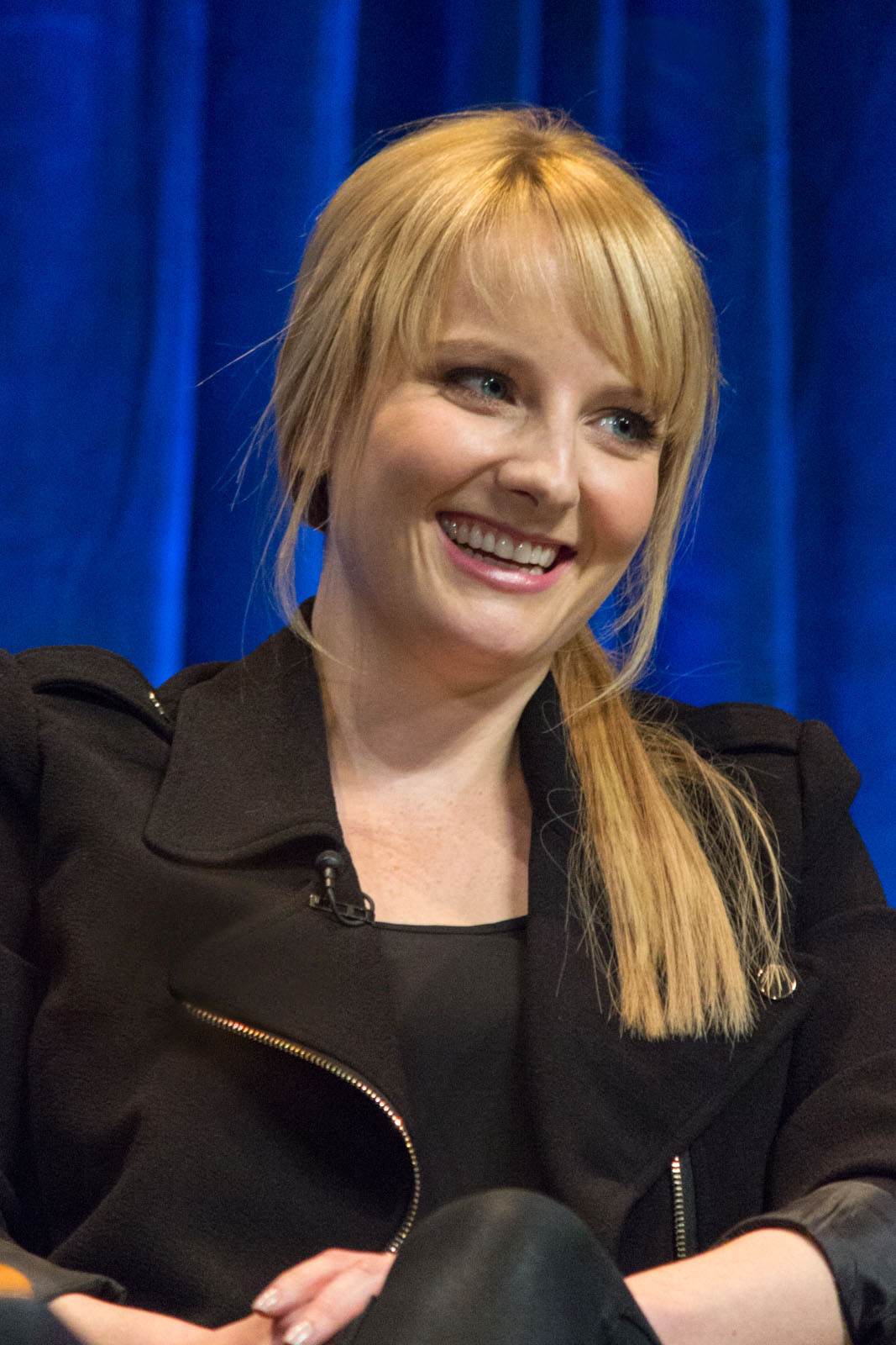 dakota angell add melissa rauch real boobs photo