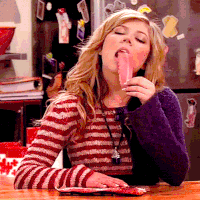 jennette mccurdy sexy gif