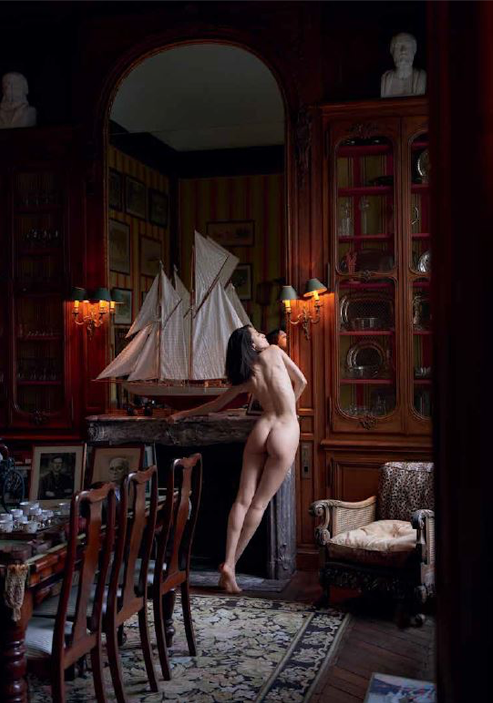 angela vitek recommends naked women from france pic