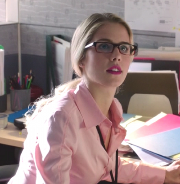 allan pelaez recommends Felicity Smoak Nudes