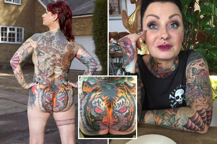 female butthole tattoos