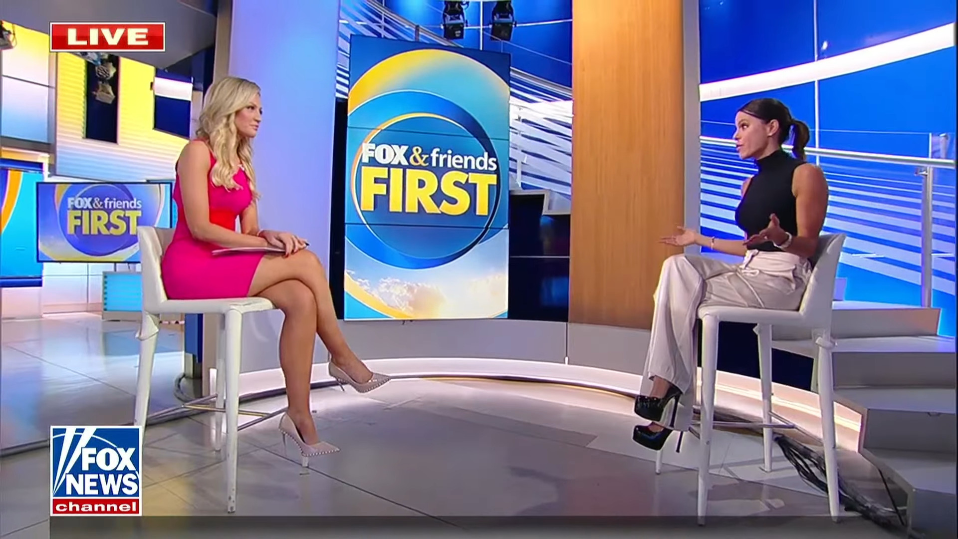 adelle wallace recommends Fox And Friends Legs