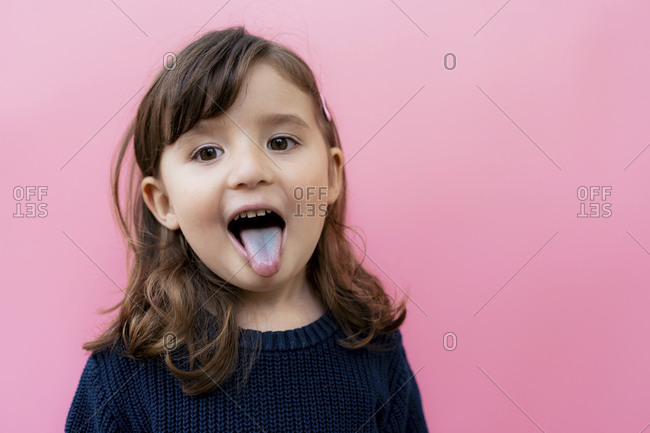 brittany fellows share girl on girl tongue photos