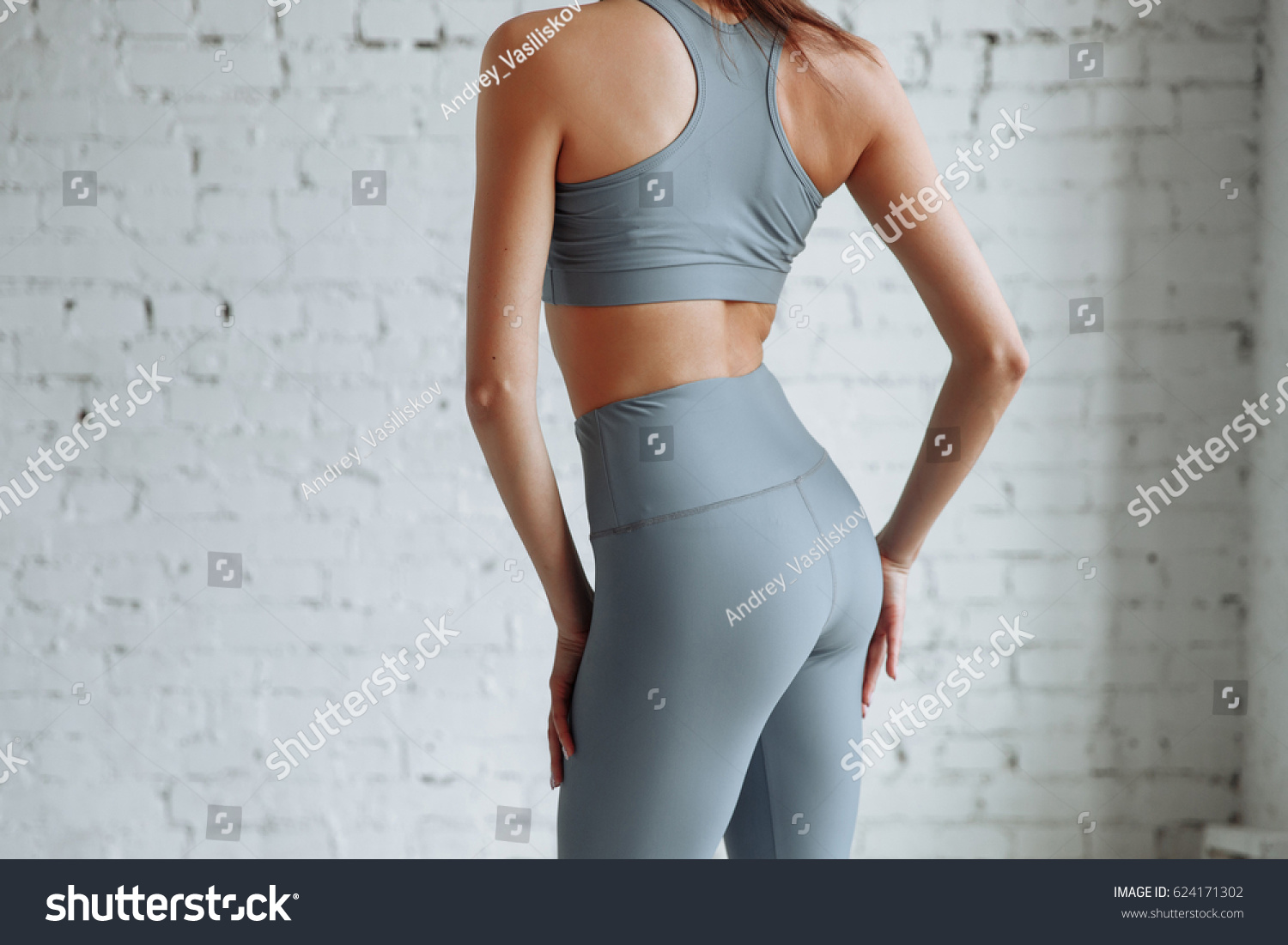 Girls In Really Tight Clothes green ky