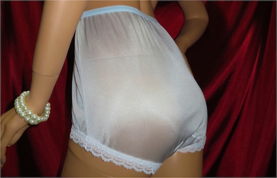 antonio dunbar recommends girls wearing nylon panties pic