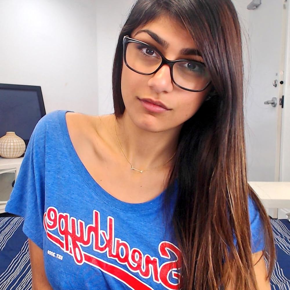 darren lee james recommends Is Mia Khalifa Muslim