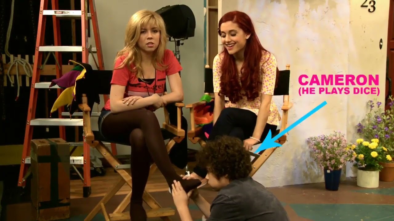 Jennette Mccurdy Foot Massage flapping gif