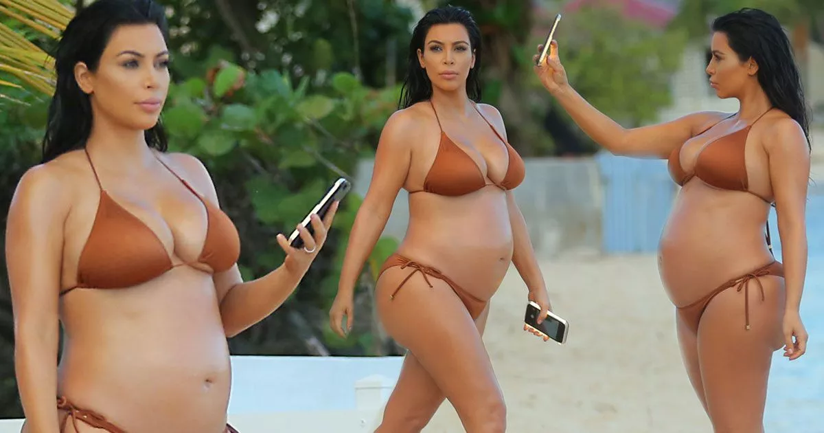 Best of Kim kardashian pregnant in bikini