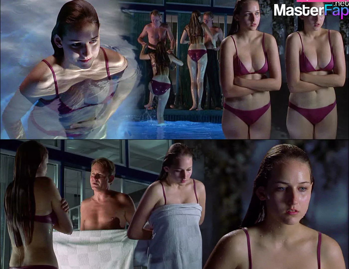 abeer yasser recommends leelee sobieski naked pictures pic