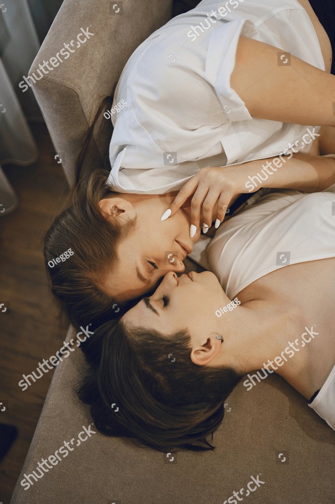 arjuna capulong recommends lesbians kissing on couch pic