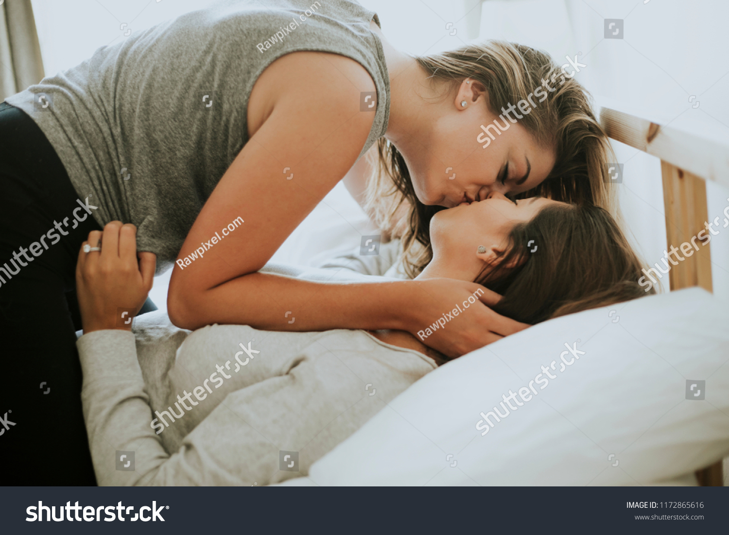 cristina novac recommends lesbians kissing on couch pic