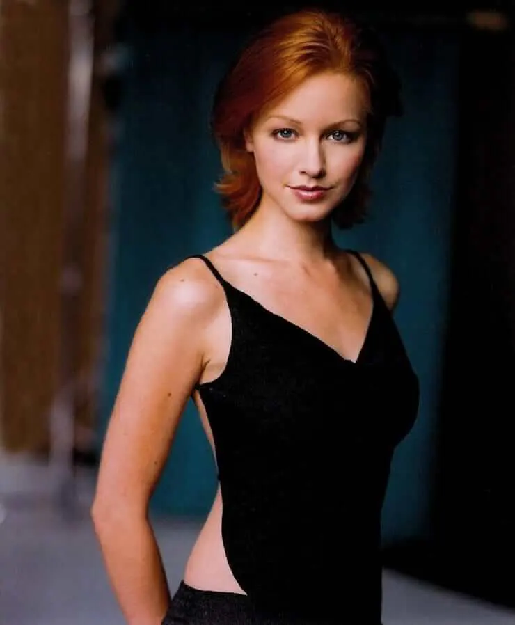 bernadette bond recommends lindy booth hot pics pic