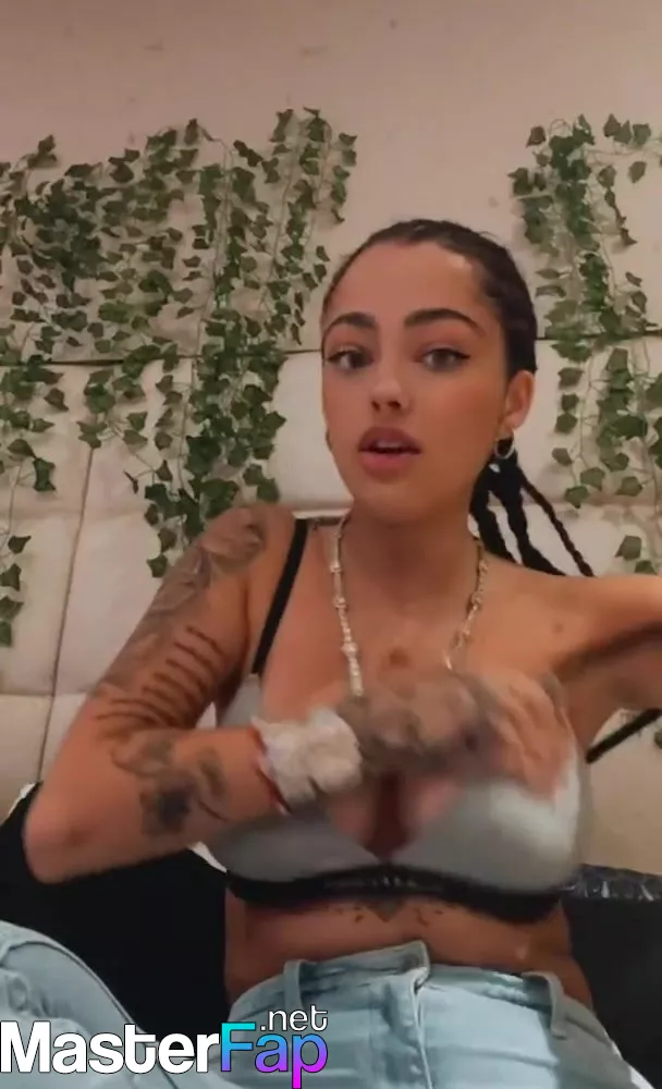 brad ledbetter recommends Malu Trevejo Nude