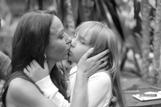 Best of Mother daughter french kiss