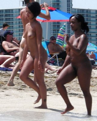 naked black woman on beach porn