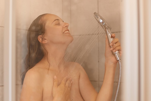 arron ramos recommends naked woman taking a shower pic