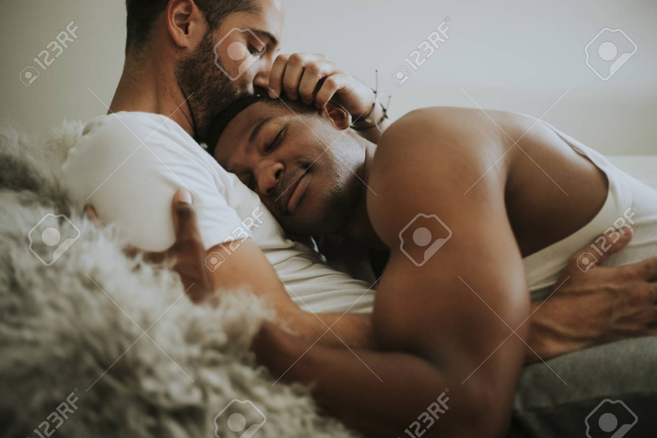 Best of Pictures of couples cuddling in bed