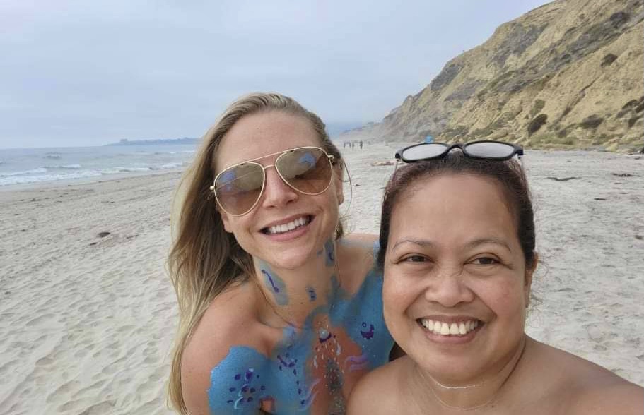 donna weakley recommends porn black friend on a nude beach pic