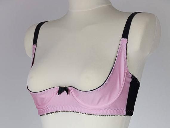 chathura suraweera recommends Quarter Cup Bra Under Clothes