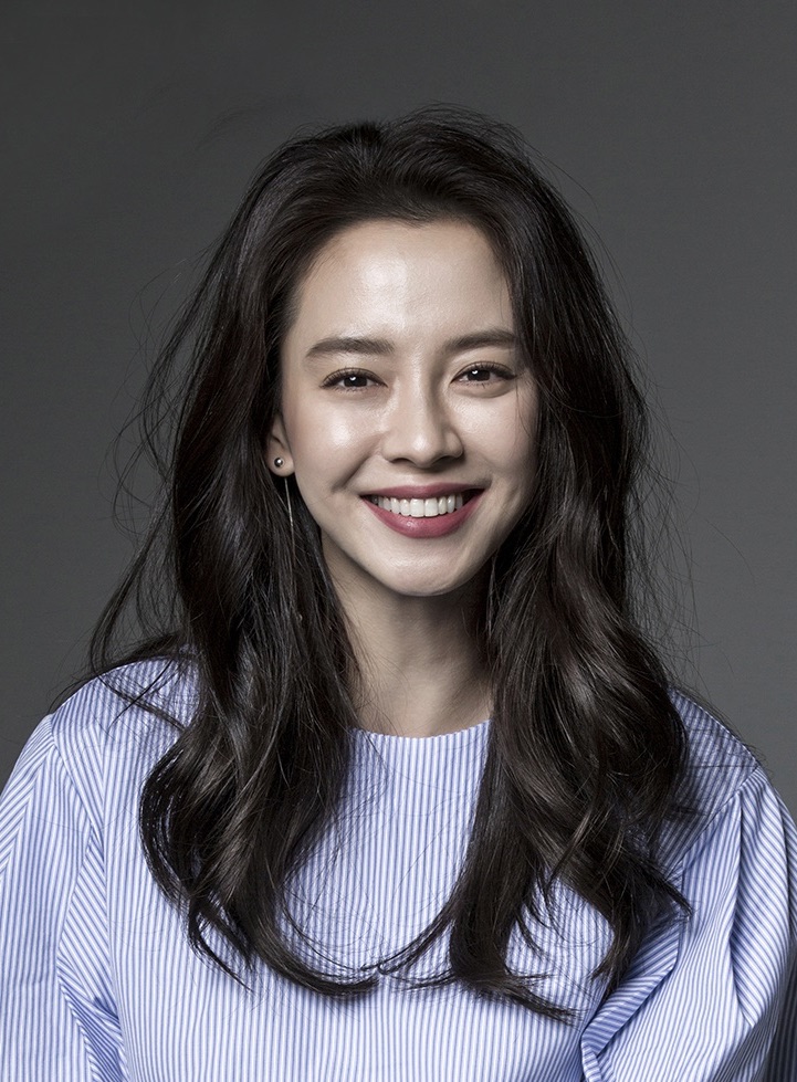 dan lesko share song ji hyo scandal photos