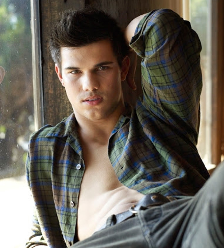 chris hogsett add photo taylor lautner naked pictures