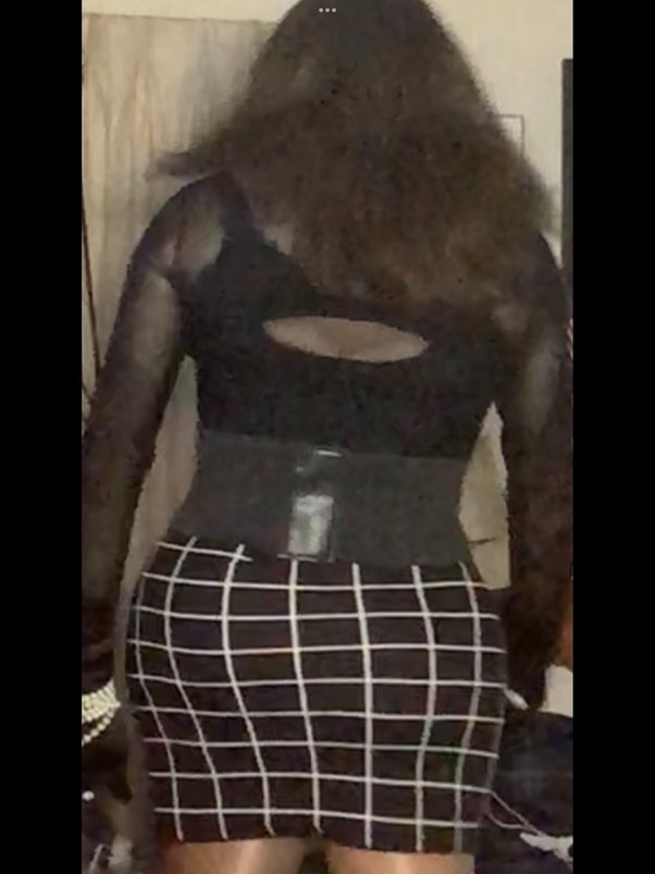 Tight Skirt Big Ass pringle pic