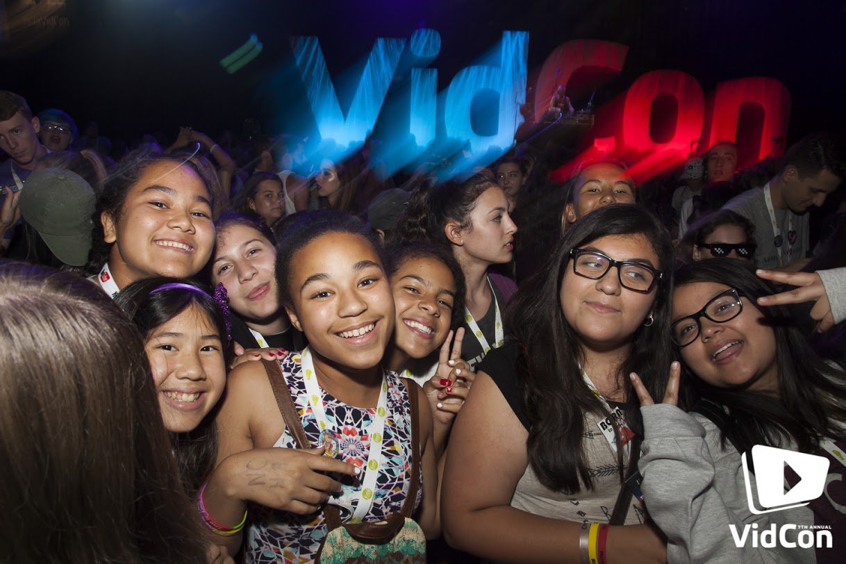 alyssa scott share vidcon 2016 tickets price photos