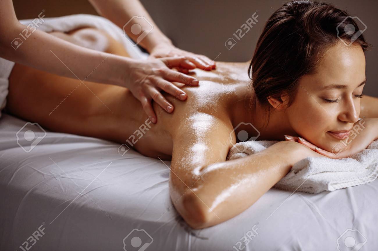 ann crail share women getting full body massage photos