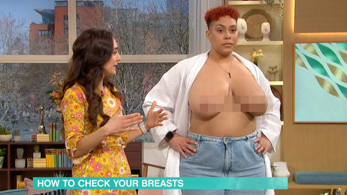 danielle levengood recommends Women Showing Their Breasts