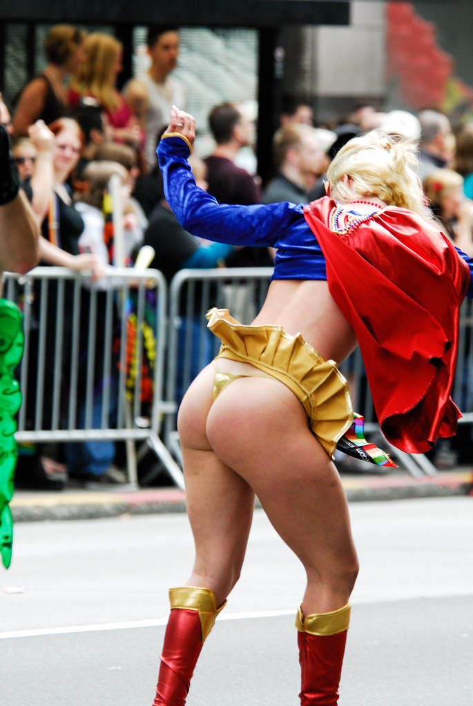 alyssa dean add wonder woman booty photo